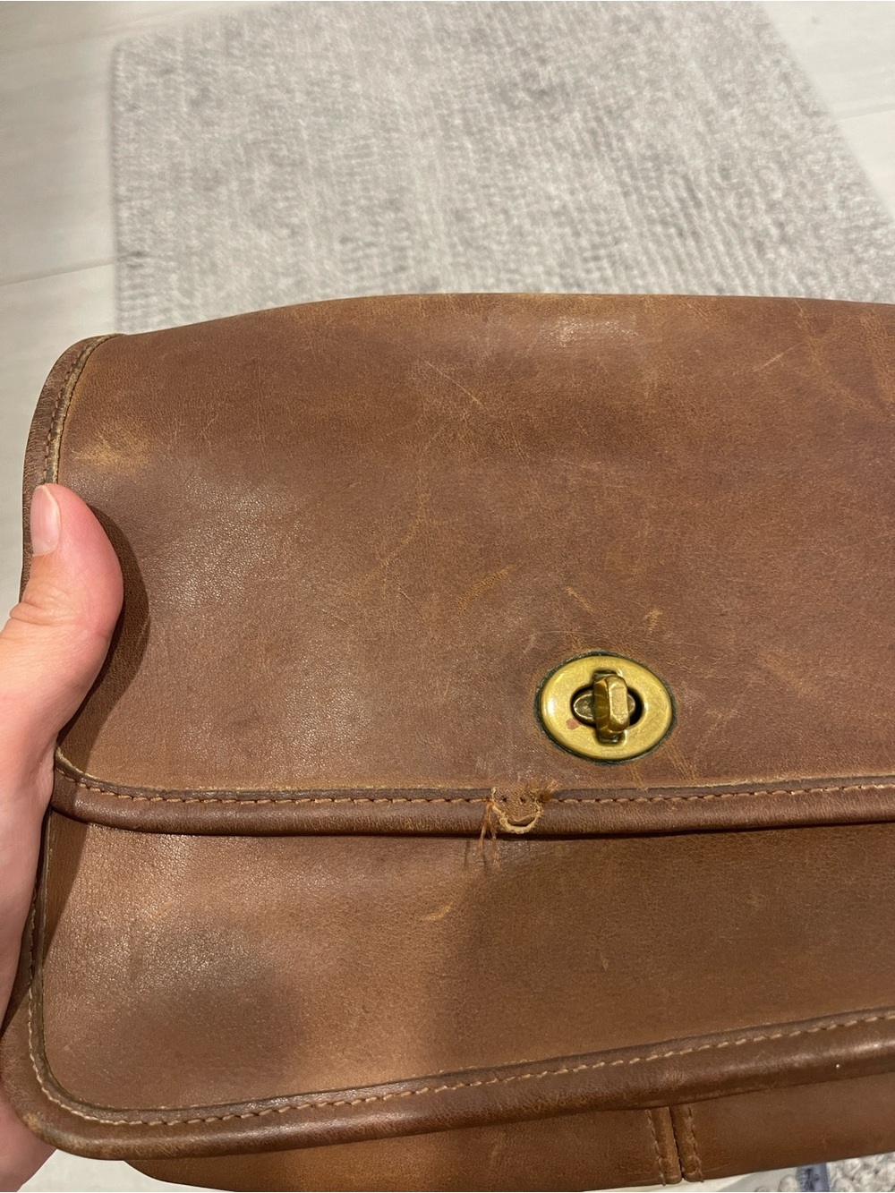 Vintage Coach Legacy Brown Leather Turnlock Crossbody Shoulder Bag - Picture 15 of 16
